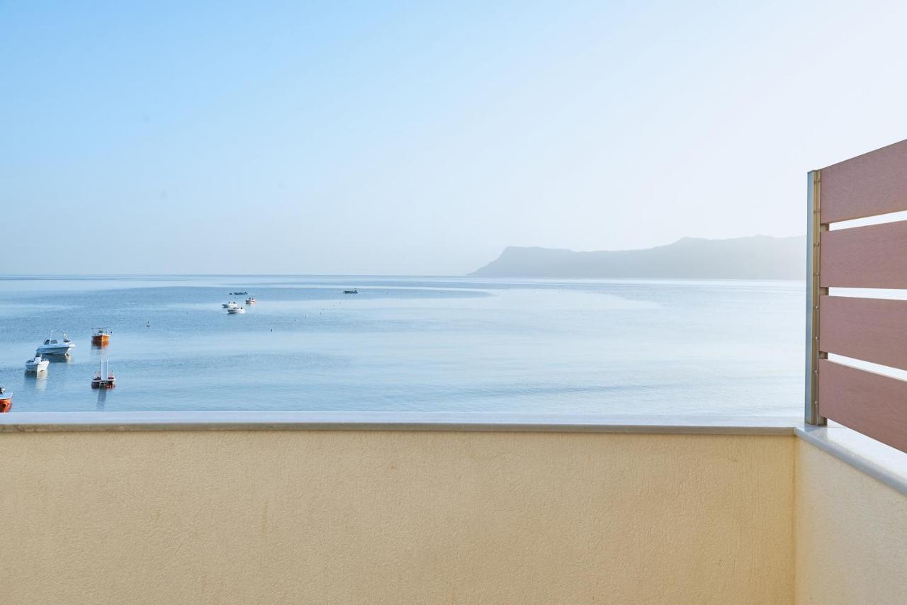 Appartamento Seaside House Kíssamos Esterno foto